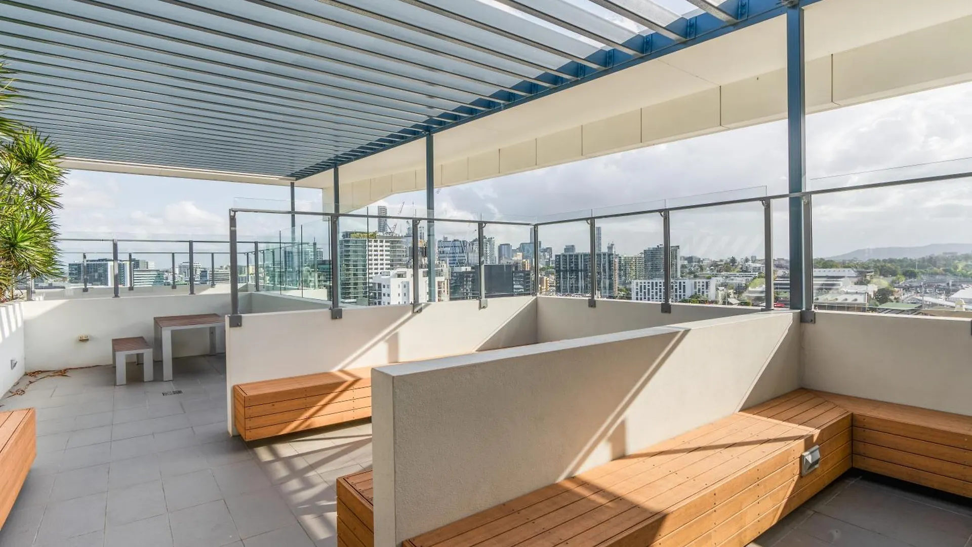 公寓 Modern And Stylish Apt With Large Balcony And Parking! 布里斯班